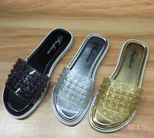 厂房直销纯色简约男款仿皮鞋——工装与休闲的完美平衡